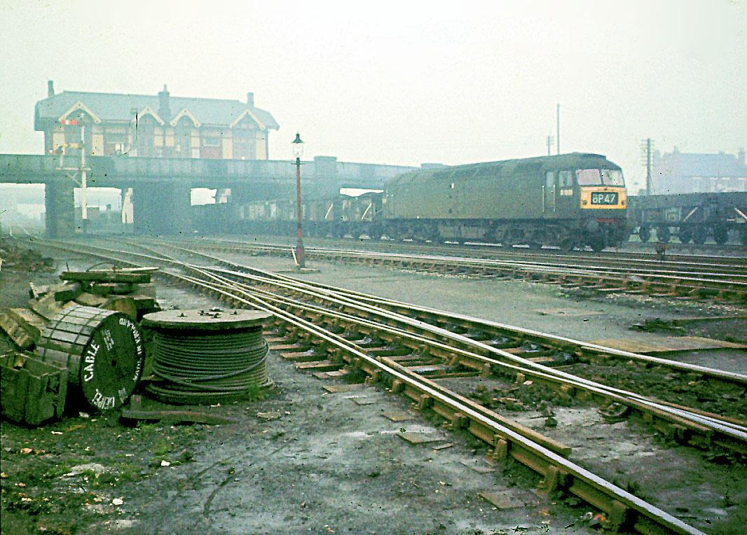 Class 47 with Up Coal at Stanton Gate